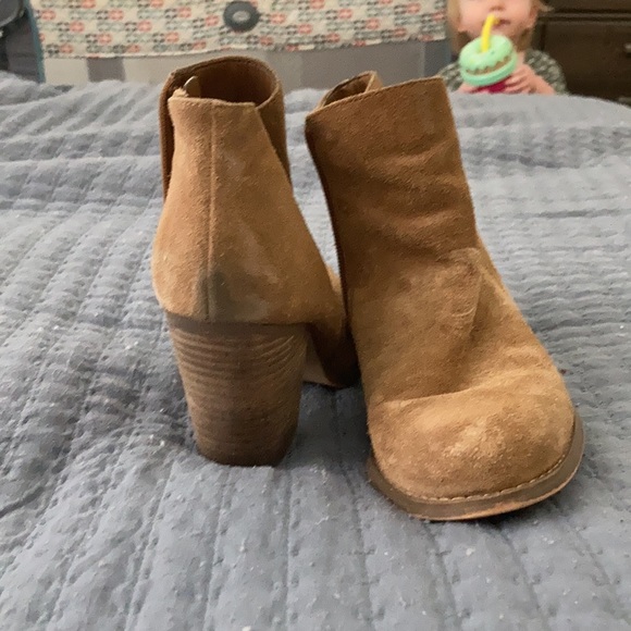 Guess Ankle Heeled Leather Boots - Picture 3 of 7